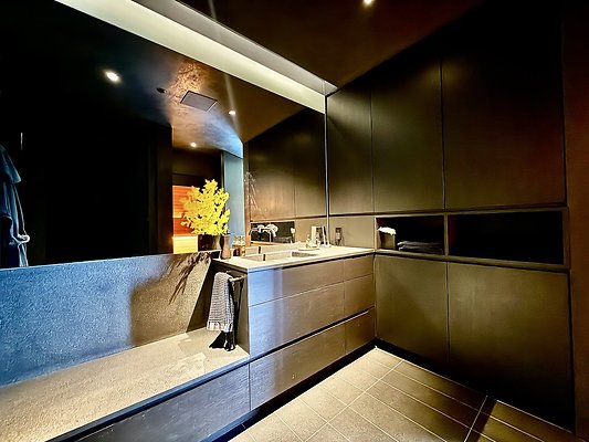 WESTSIDE LOCATIONS 398