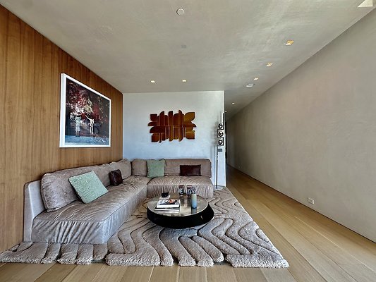 WESTSIDE LOCATIONS 285