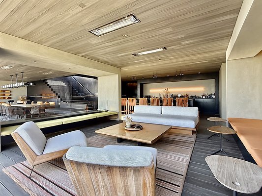 WESTSIDE LOCATIONS 437