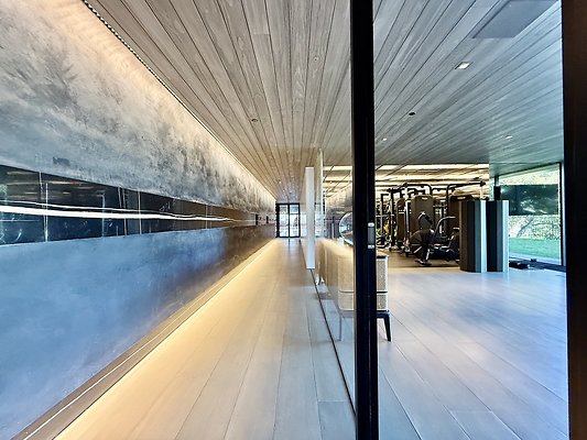 WESTSIDE LOCATIONS 383