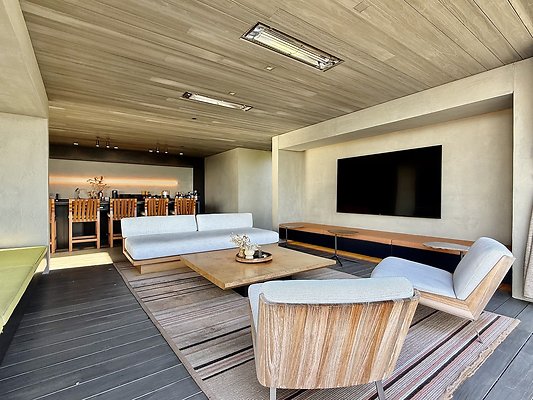 WESTSIDE LOCATIONS 435