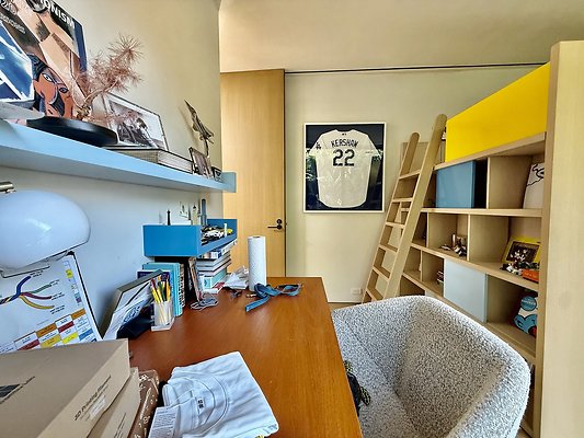 WESTSIDE LOCATIONS 371