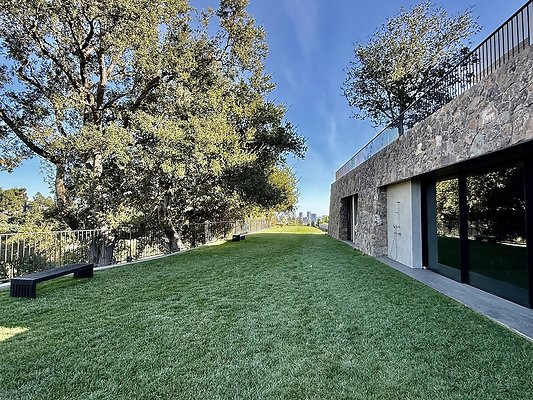 WESTSIDE LOCATIONS 473