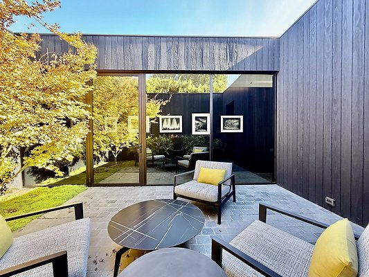 WESTSIDE LOCATIONS 370