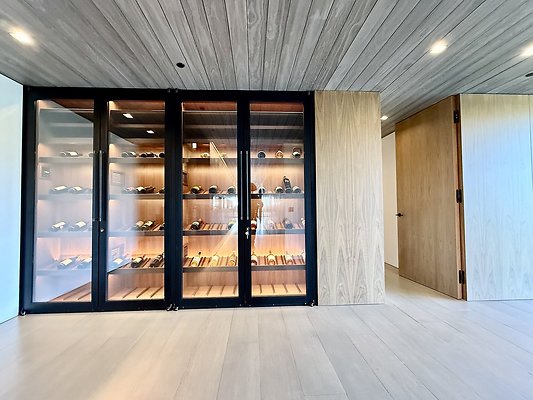 WESTSIDE LOCATIONS 380