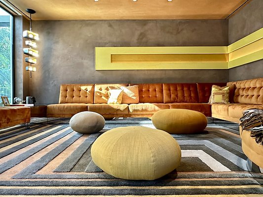 WESTSIDE LOCATIONS 335