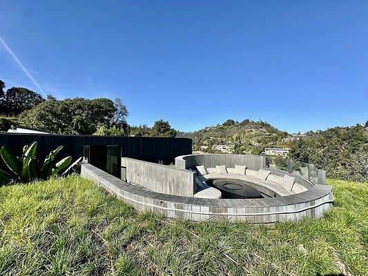 WESTSIDE LOCATIONS 271