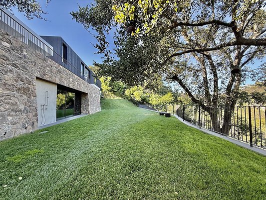 WESTSIDE LOCATIONS 476