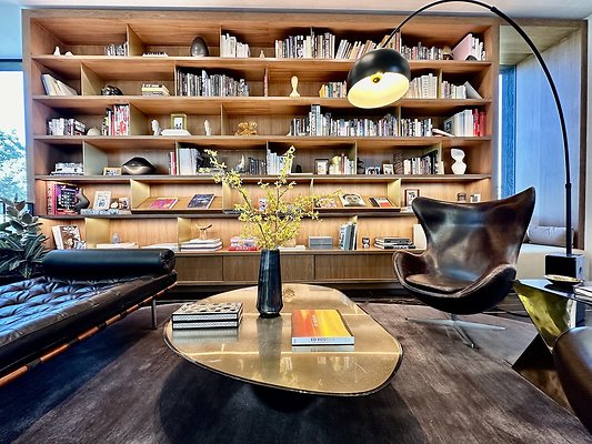 WESTSIDE LOCATIONS 252