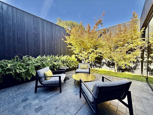 WESTSIDE LOCATIONS 367