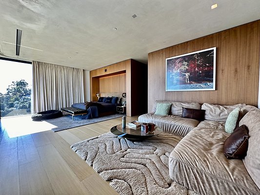 WESTSIDE LOCATIONS 279