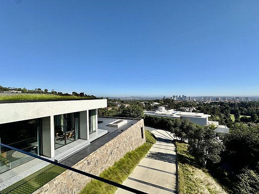 WESTSIDE LOCATIONS 292