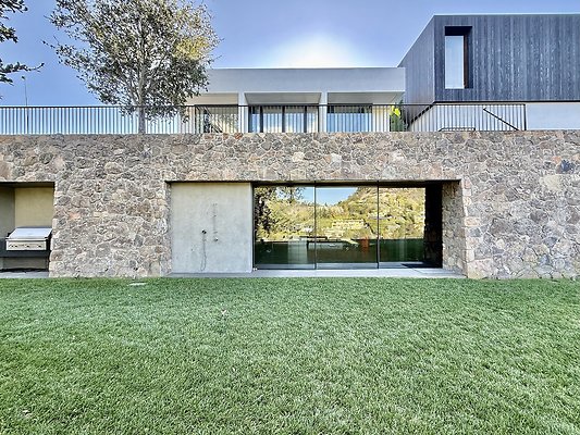 WESTSIDE LOCATIONS 475