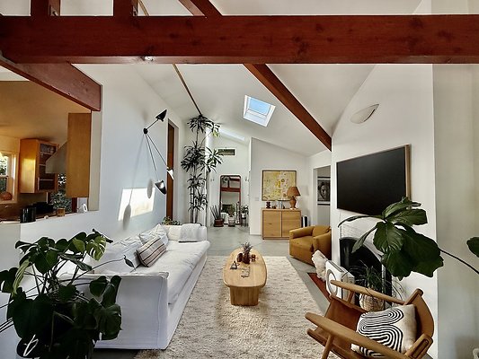 WESTSIDE LOCATIONS 72