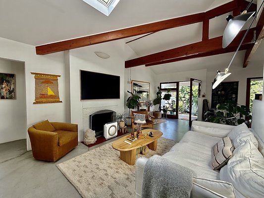 WESTSIDE LOCATIONS 77