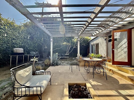 WESTSIDE LOCATIONS 128