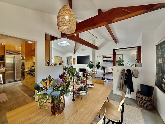 WESTSIDE LOCATIONS 86