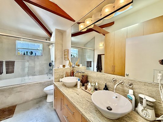 WESTSIDE LOCATIONS 121