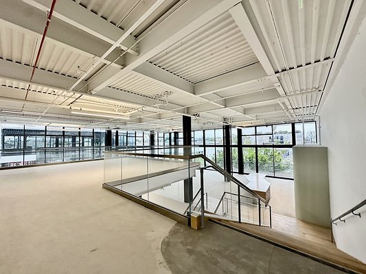 WESTSIDE LOCATIONS 113