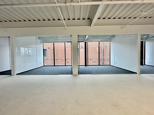 WESTSIDE LOCATIONS 135