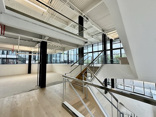 WESTSIDE LOCATIONS 184