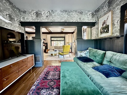 WESTSIDE LOCATIONS 24