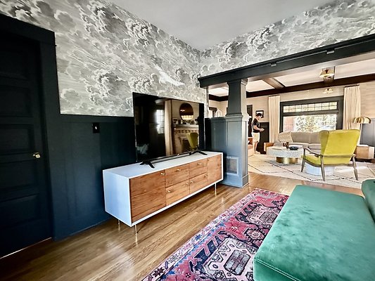 WESTSIDE LOCATIONS 25