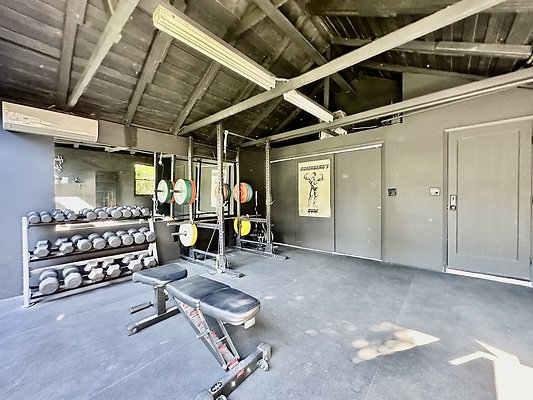 WESTSIDE LOCATIONS 78