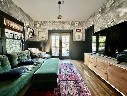 WESTSIDE LOCATIONS 22