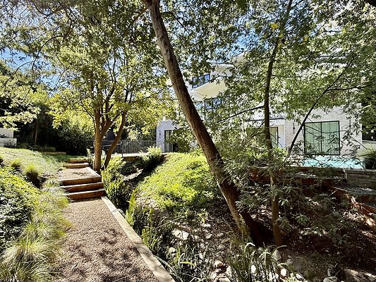 WESTSIDE LOCATIONS 115