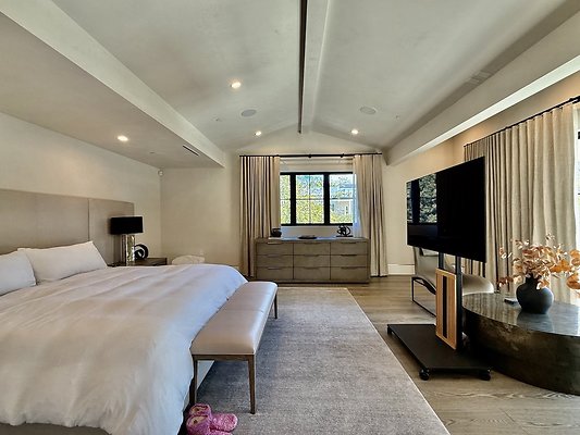 WESTSIDE LOCATIONS 86