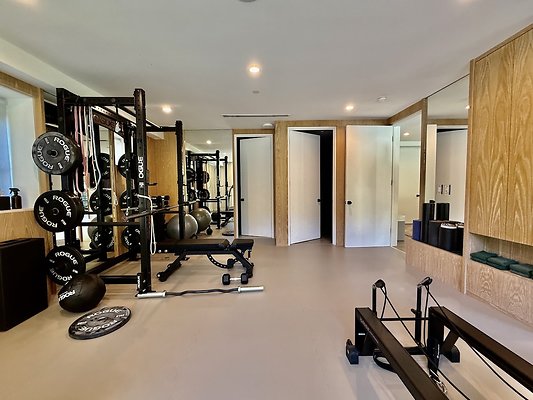 WESTSIDE LOCATIONS 103