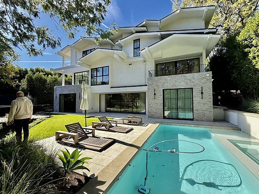 WESTSIDE LOCATIONS 104