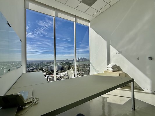 WESTSIDE LOCATIONS 124