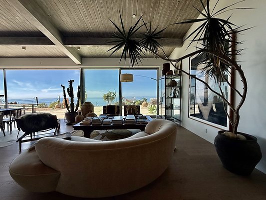 WESTSIDE LOCATIONS 124