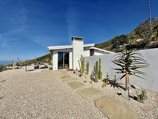 WESTSIDE LOCATIONS 158