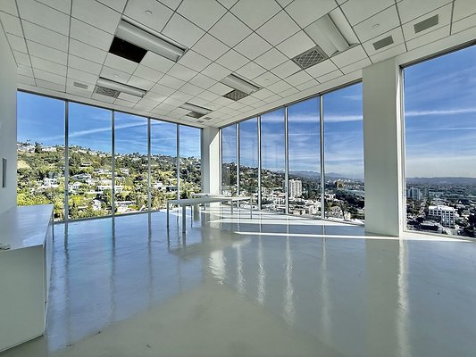 WESTSIDE LOCATIONS 129