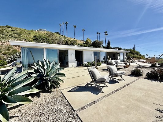 WESTSIDE LOCATIONS 166