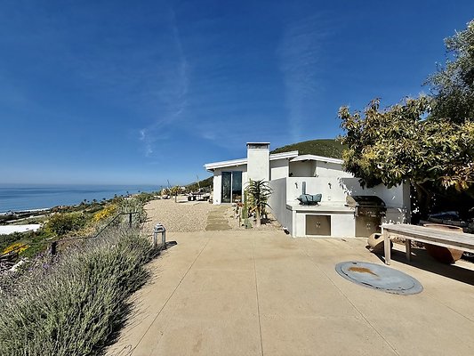 WESTSIDE LOCATIONS 162