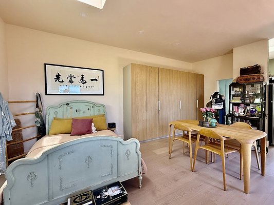 WESTSIDE LOCATIONS 199