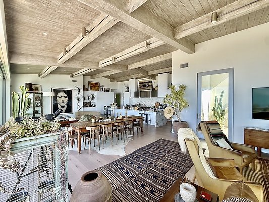 WESTSIDE LOCATIONS 114