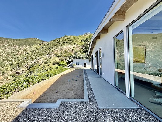 WESTSIDE LOCATIONS 188