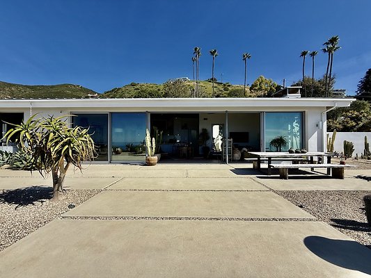 WESTSIDE LOCATIONS 164