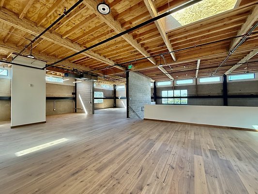 WESTSIDE LOCATIONS 76