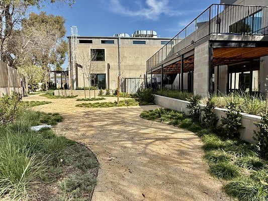 WESTSIDE LOCATIONS 102