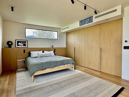 WESTSIDE LOCATIONS 217