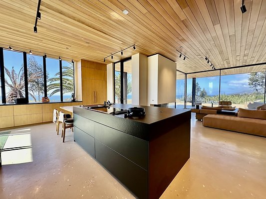 WESTSIDE LOCATIONS 158