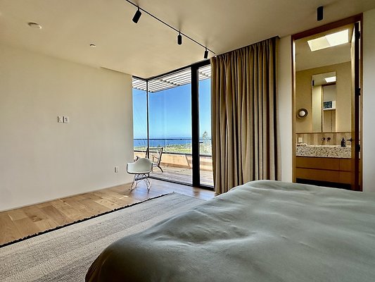 WESTSIDE LOCATIONS 219