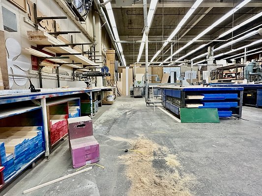 WESTSIDE LOCATIONS 60