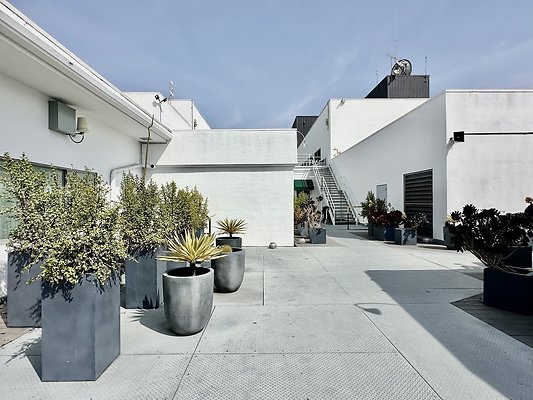 WESTSIDE LOCATIONS 114